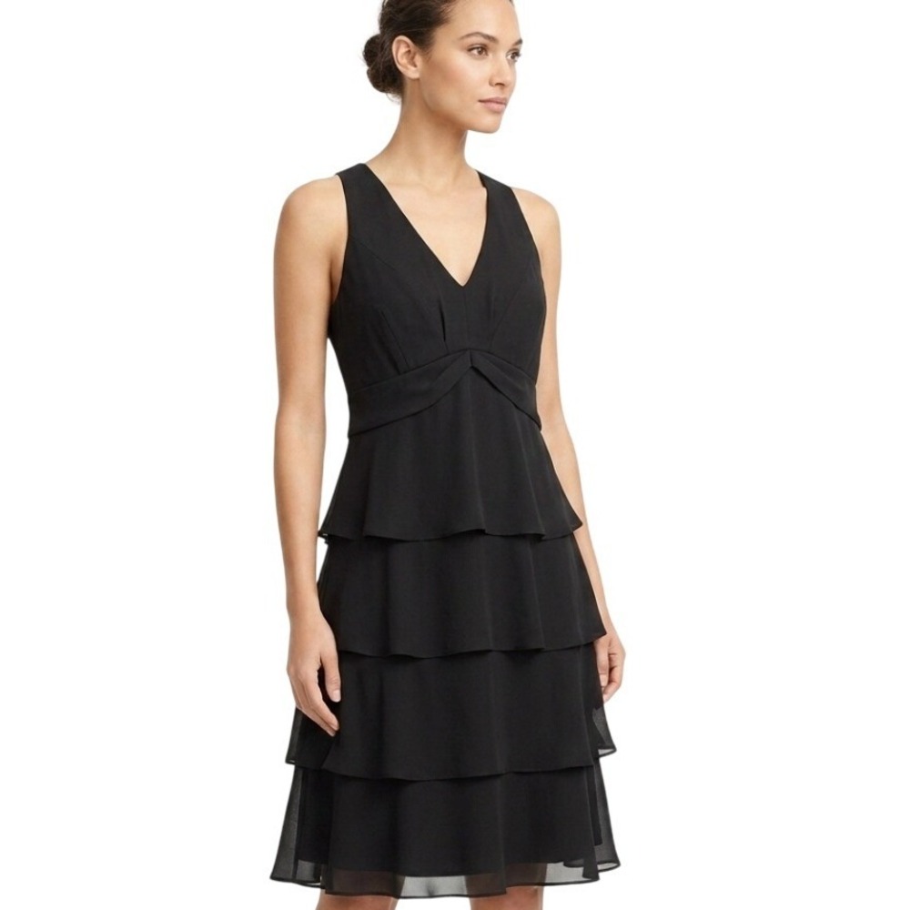 Ann Taylor Tiered Dress Women 10 Black Chiffon V-Neck‎ Sleeveless Cocktail 6183